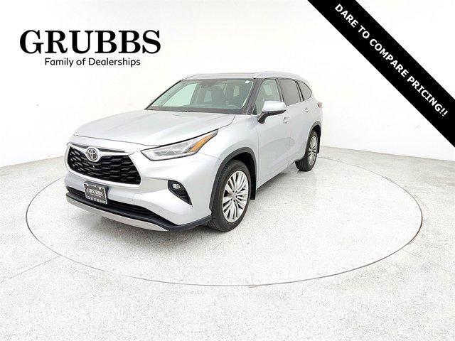 used 2021 Toyota Highlander car, priced at $37,500