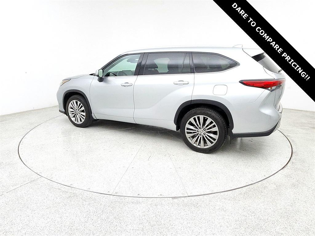 used 2021 Toyota Highlander car, priced at $37,500