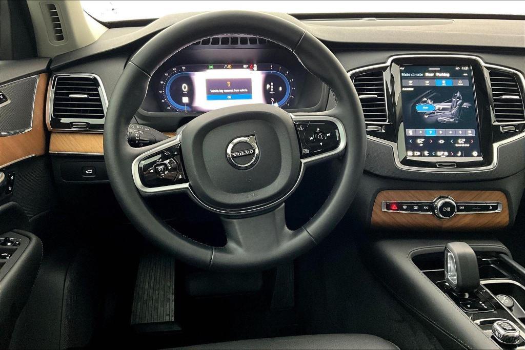 used 2025 Volvo XC90 car, priced at $59,700
