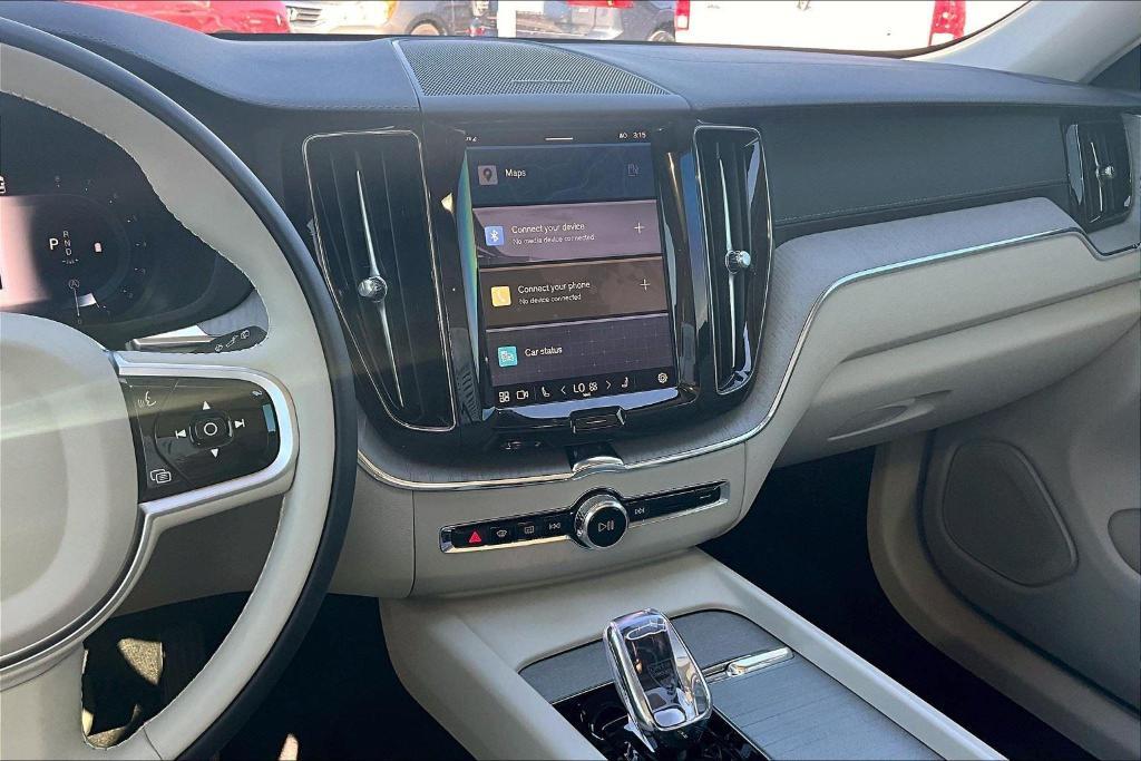 new 2025 Volvo XC60 car, priced at $59,910