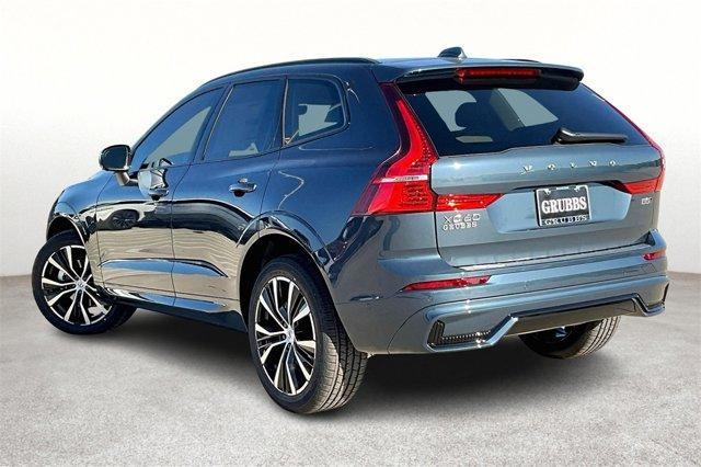 new 2025 Volvo XC60 car, priced at $54,585