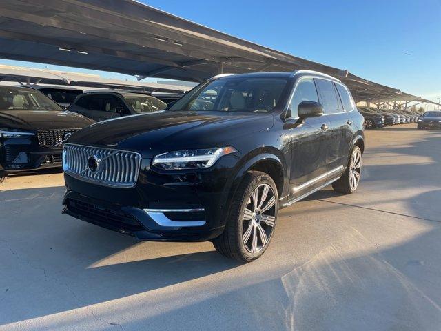 new 2025 Volvo XC90 Plug-In Hybrid car