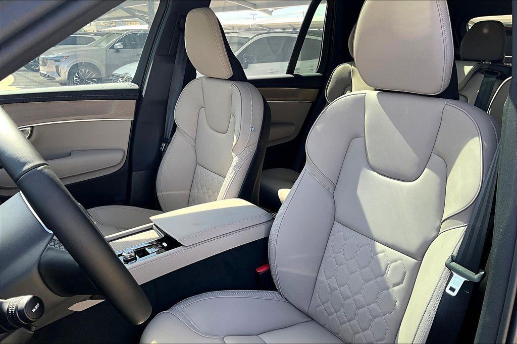 new 2026 Volvo XC90 car, priced at $71,780