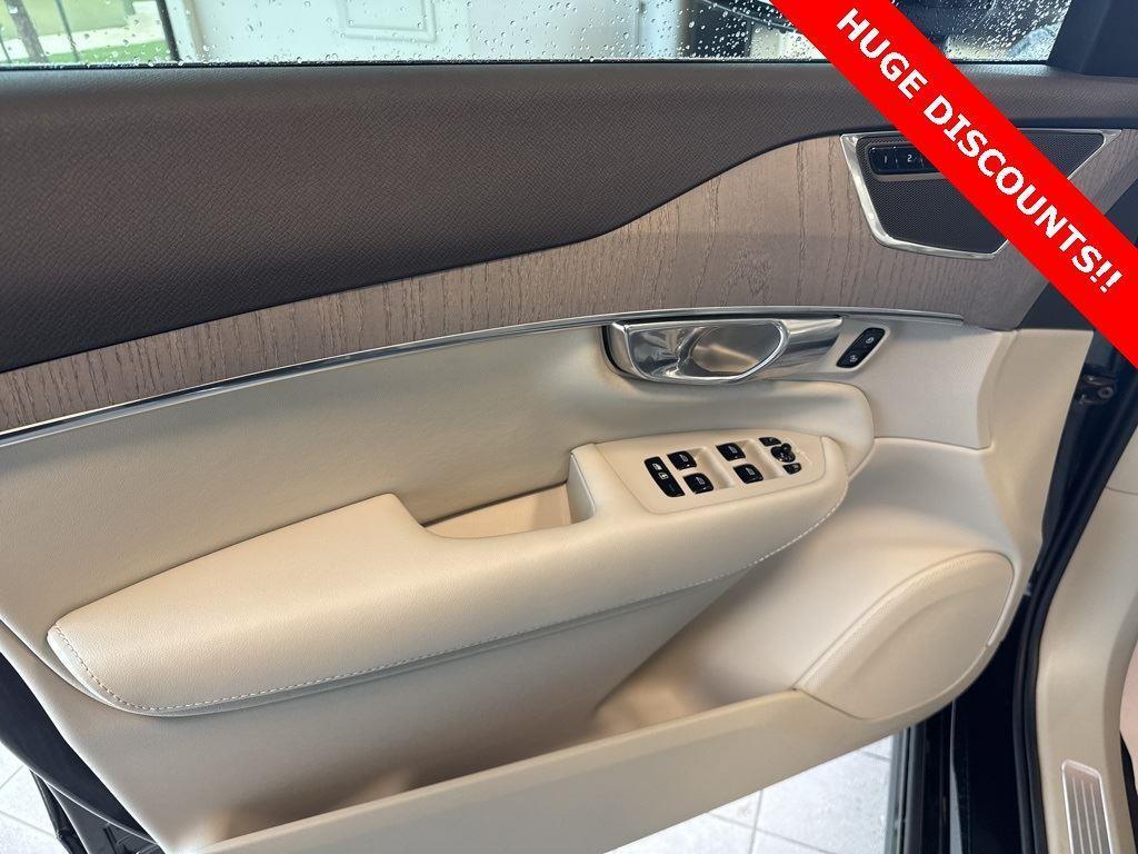 new 2025 Volvo XC90 car, priced at $67,265