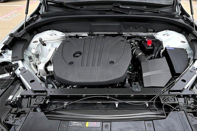 new 2025 Volvo XC60 car, priced at $55,360