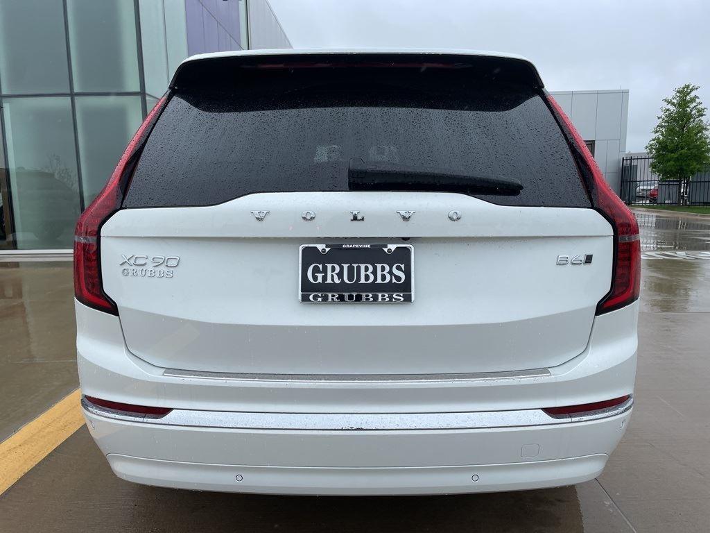 new 2025 Volvo XC90 car, priced at $69,155