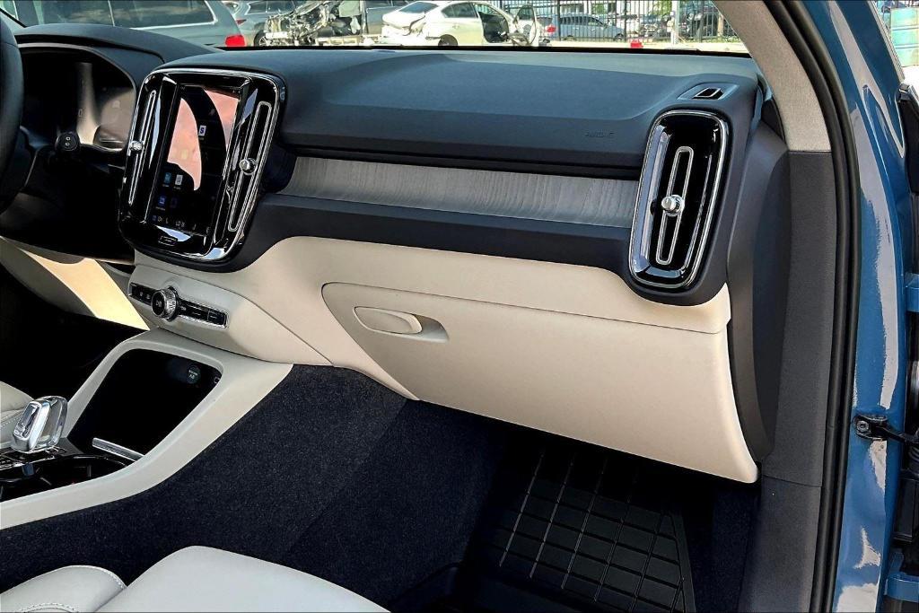 used 2023 Volvo XC40 car, priced at $32,000