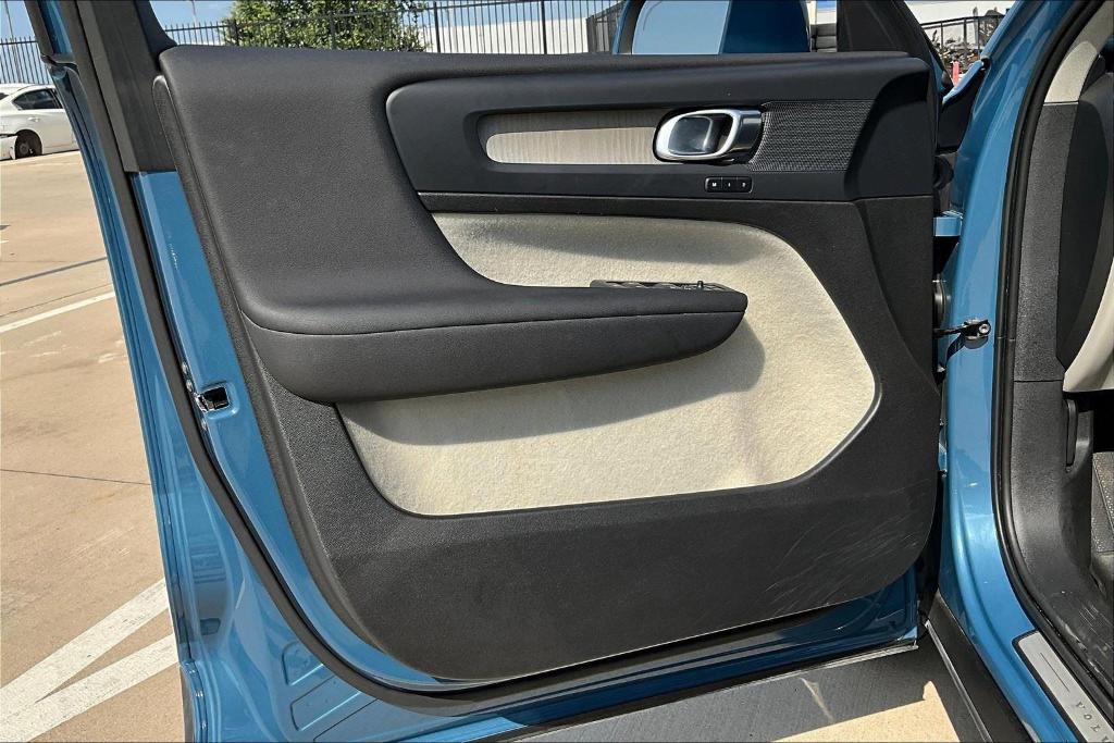 used 2023 Volvo XC40 car, priced at $32,000