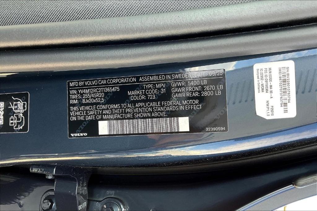 new 2026 Volvo XC60 car, priced at $57,985