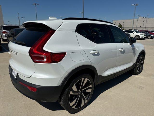 new 2024 Volvo XC40 car, priced at $45,500