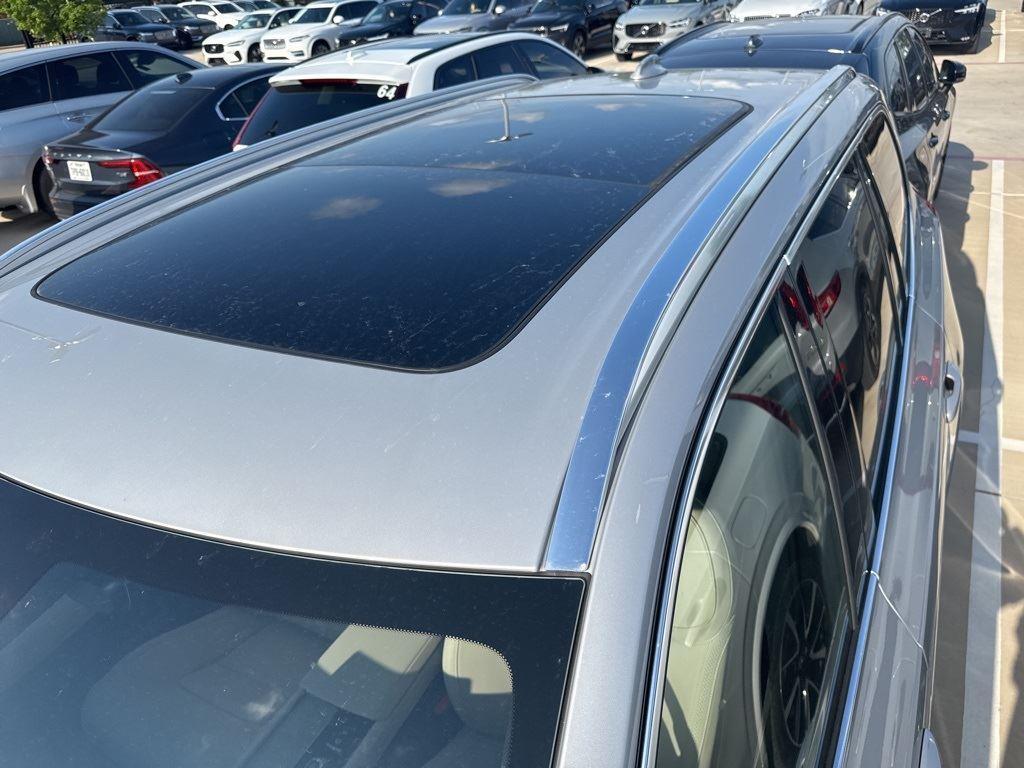 new 2025 Volvo XC90 car