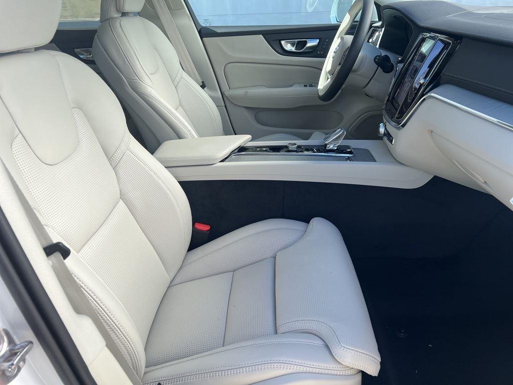 new 2025 Volvo V60 Cross Country car, priced at $51,775