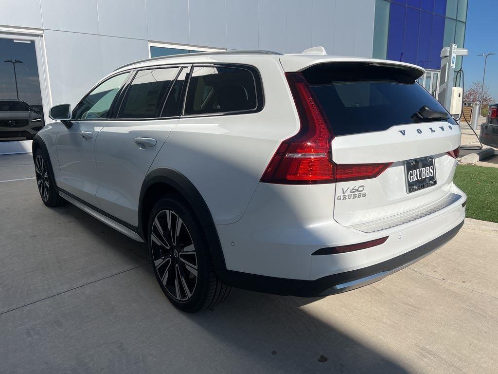 new 2025 Volvo V60 Cross Country car, priced at $51,775