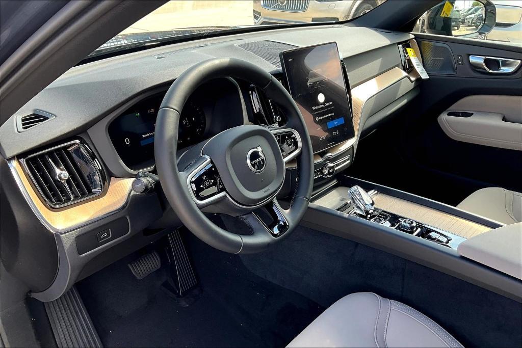 new 2026 Volvo XC60 car, priced at $57,985