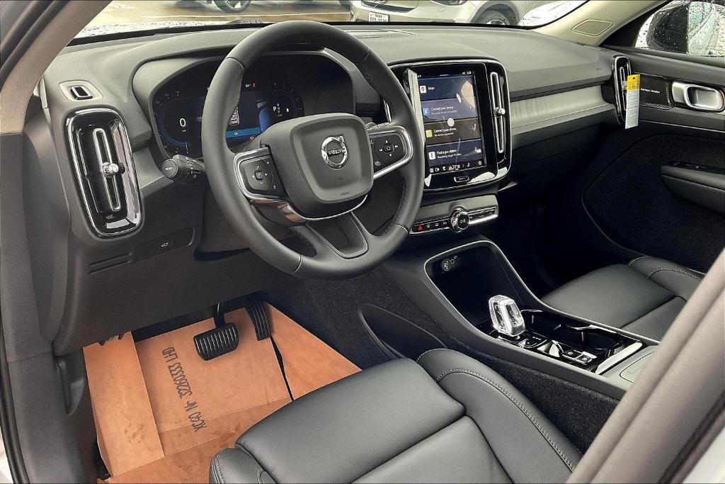 new 2025 Volvo XC40 car, priced at $48,565
