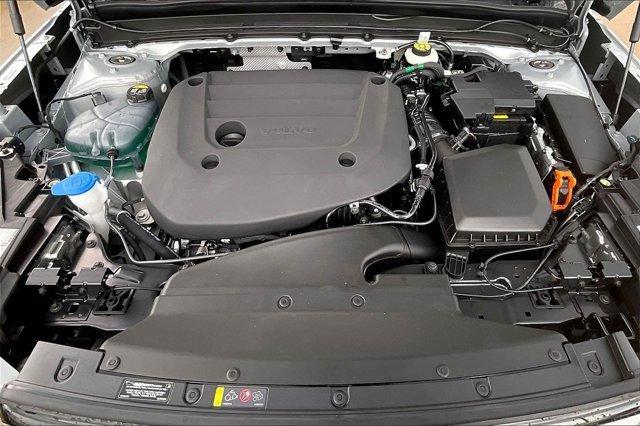 new 2025 Volvo XC40 car, priced at $48,565