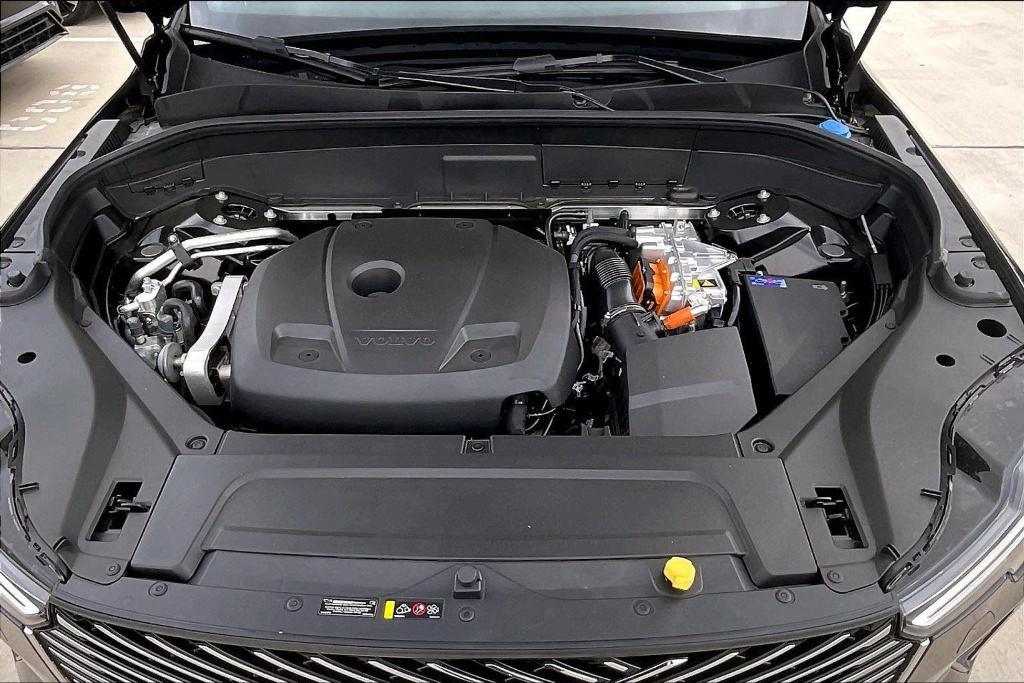 new 2025 Volvo XC90 Plug-In Hybrid car, priced at $75,545