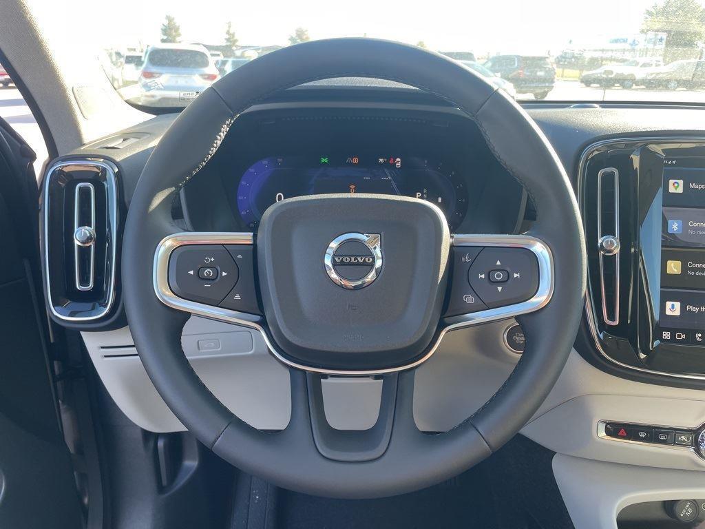 new 2025 Volvo XC40 car, priced at $45,500