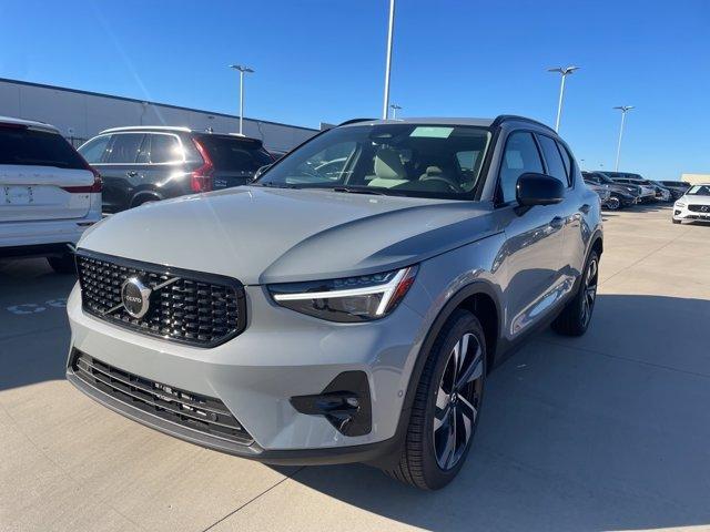 new 2025 Volvo XC40 car, priced at $49,000