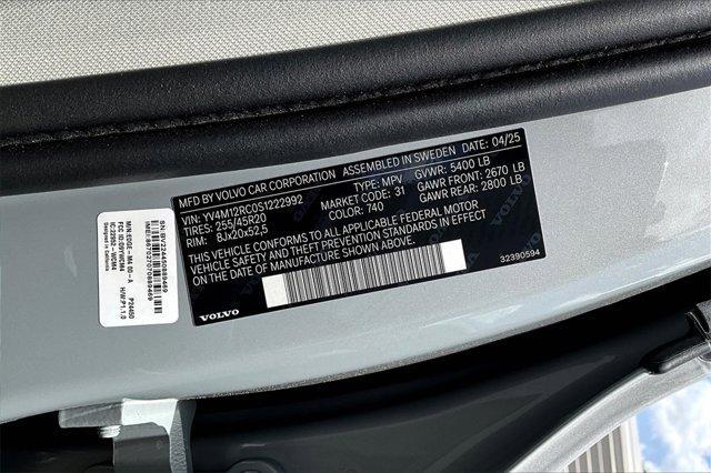 new 2025 Volvo XC60 car, priced at $55,360