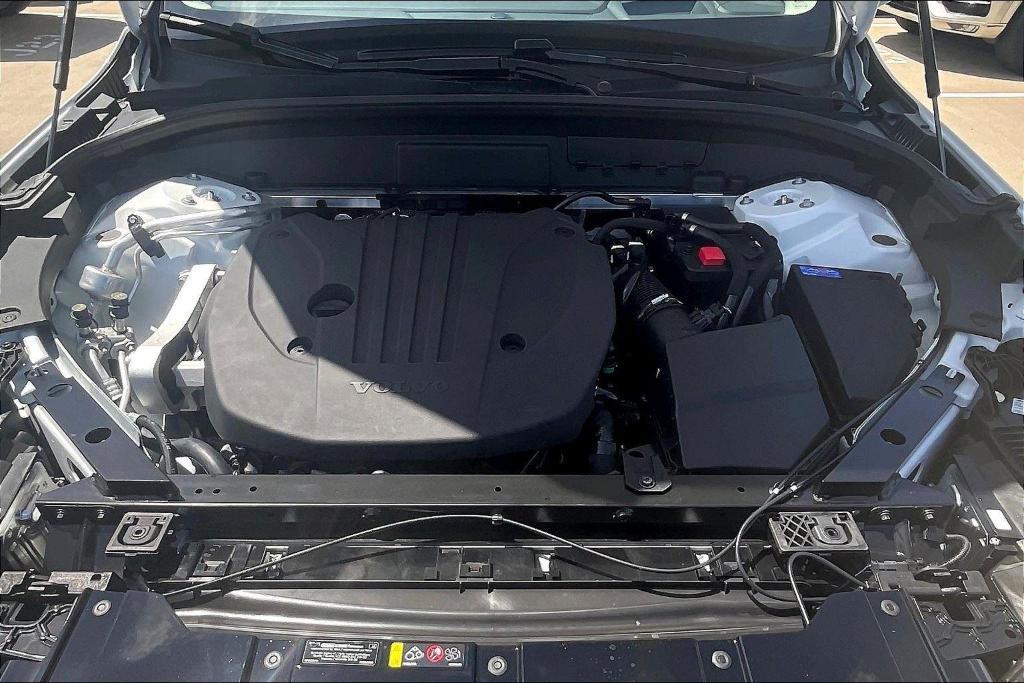 new 2025 Volvo XC60 car