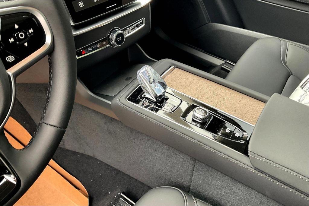 new 2026 Volvo XC90 car, priced at $68,075