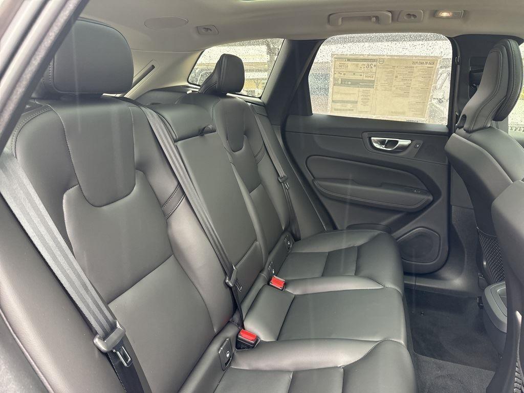 new 2025 Volvo XC60 car, priced at $57,745