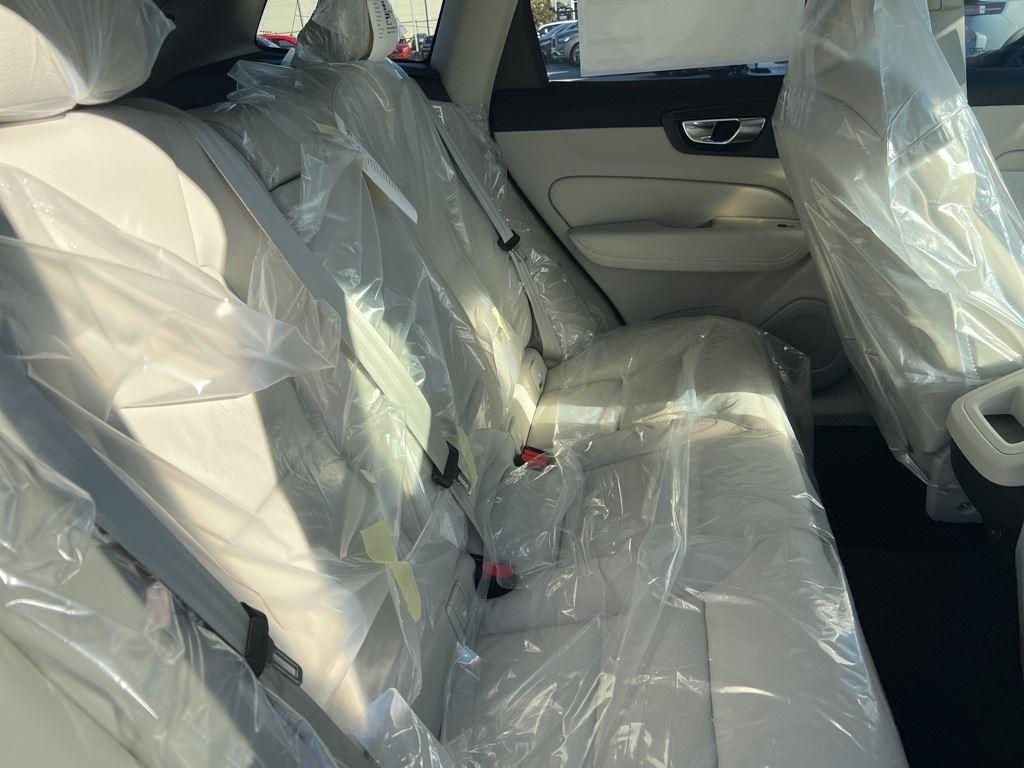 new 2025 Volvo XC60 car, priced at $54,585