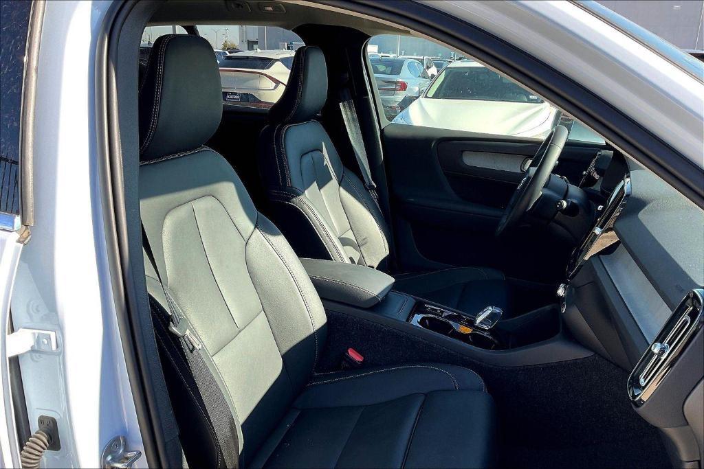 used 2025 Volvo XC40 car, priced at $38,995