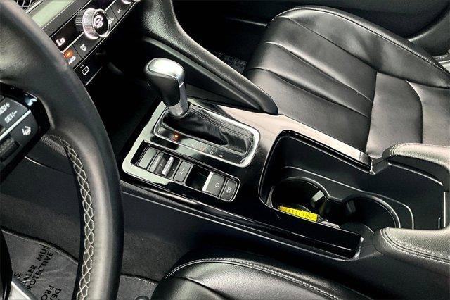 used 2025 Acura Integra car, priced at $32,000