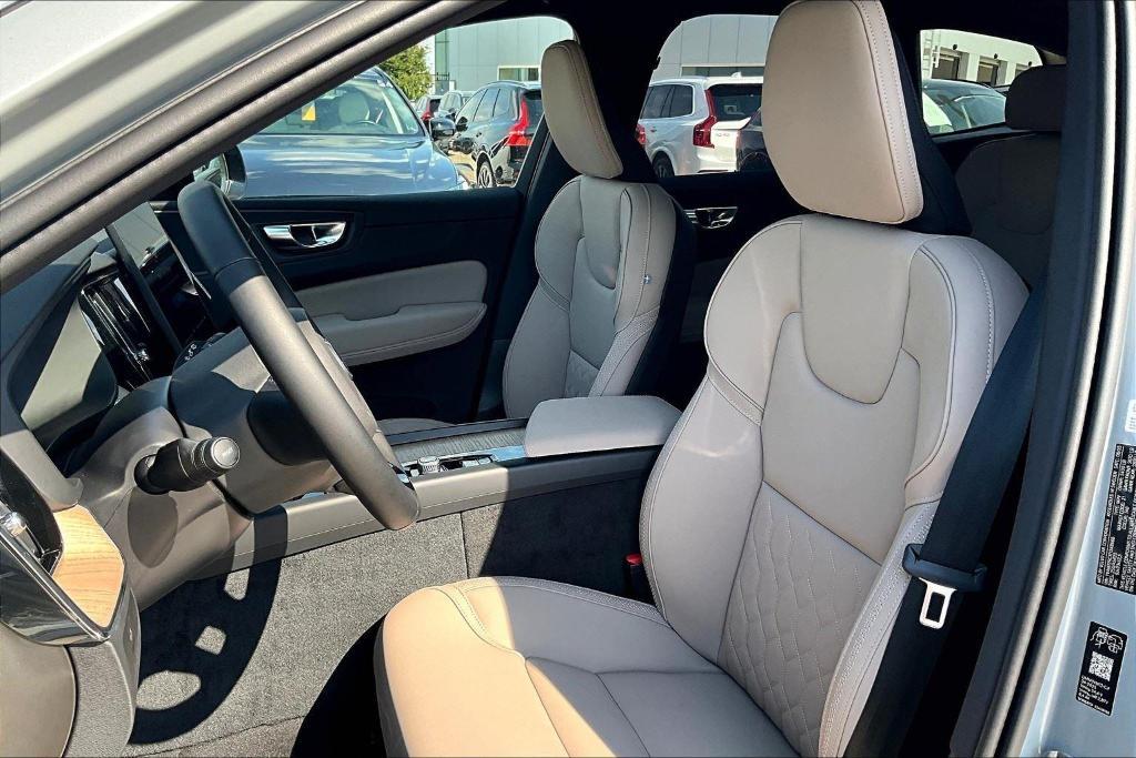 new 2026 Volvo XC60 car