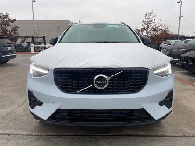 new 2025 Volvo XC40 car, priced at $49,790