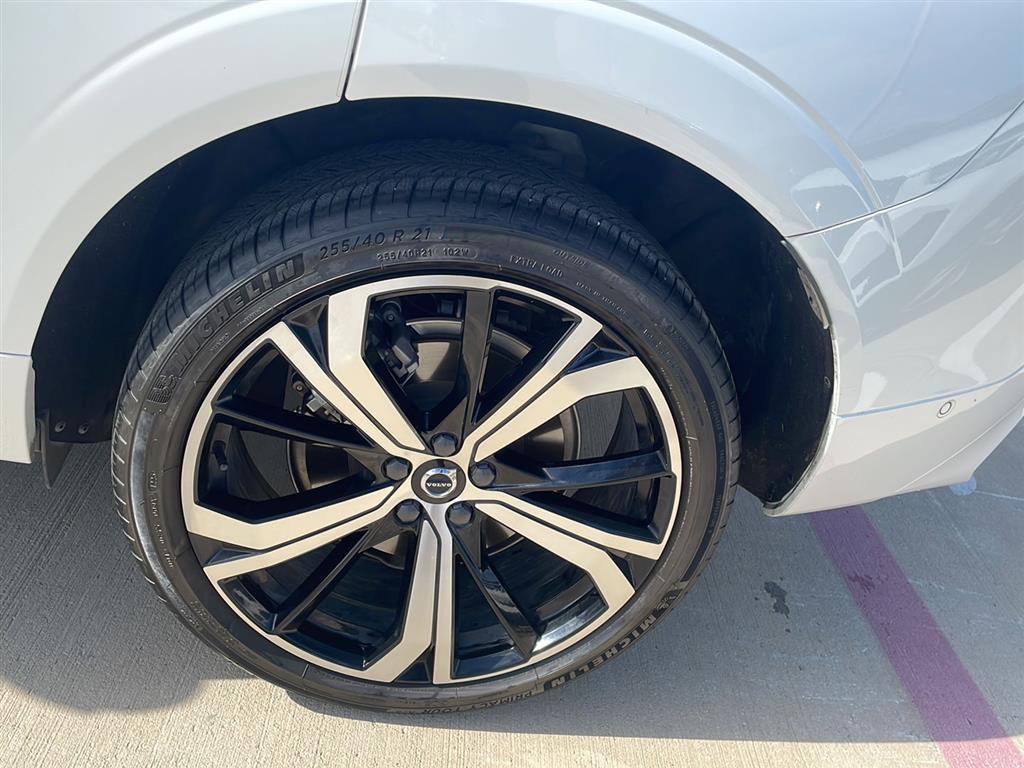used 2022 Volvo XC60 car, priced at $40,000