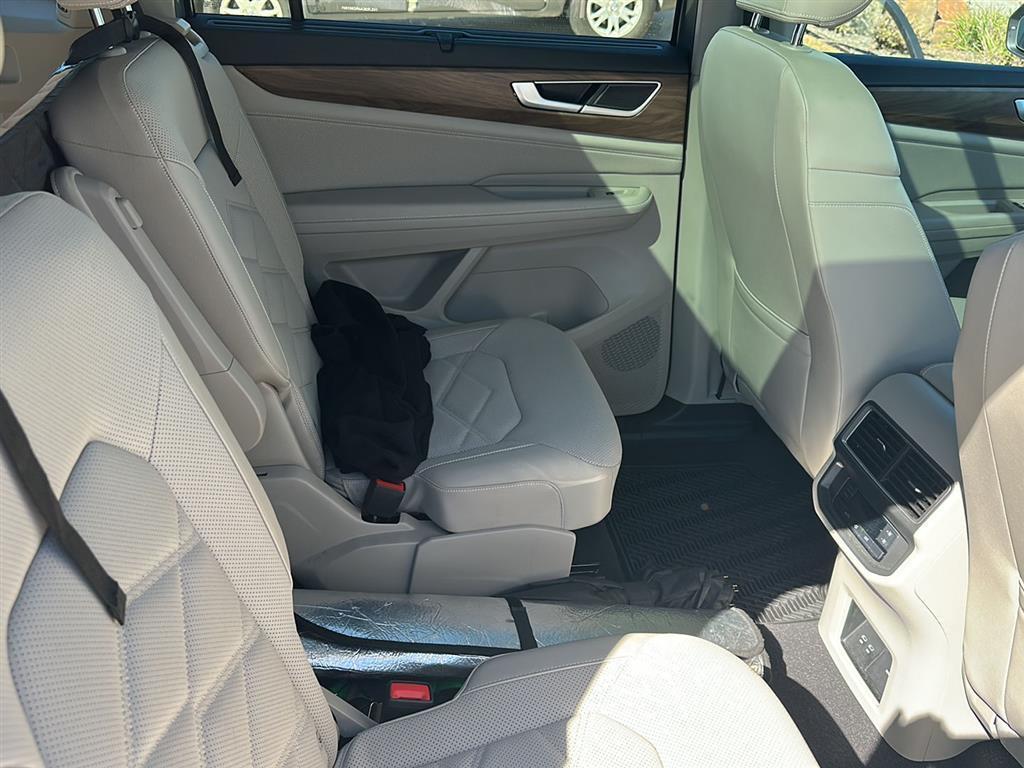 used 2024 Volkswagen Atlas car, priced at $30,898