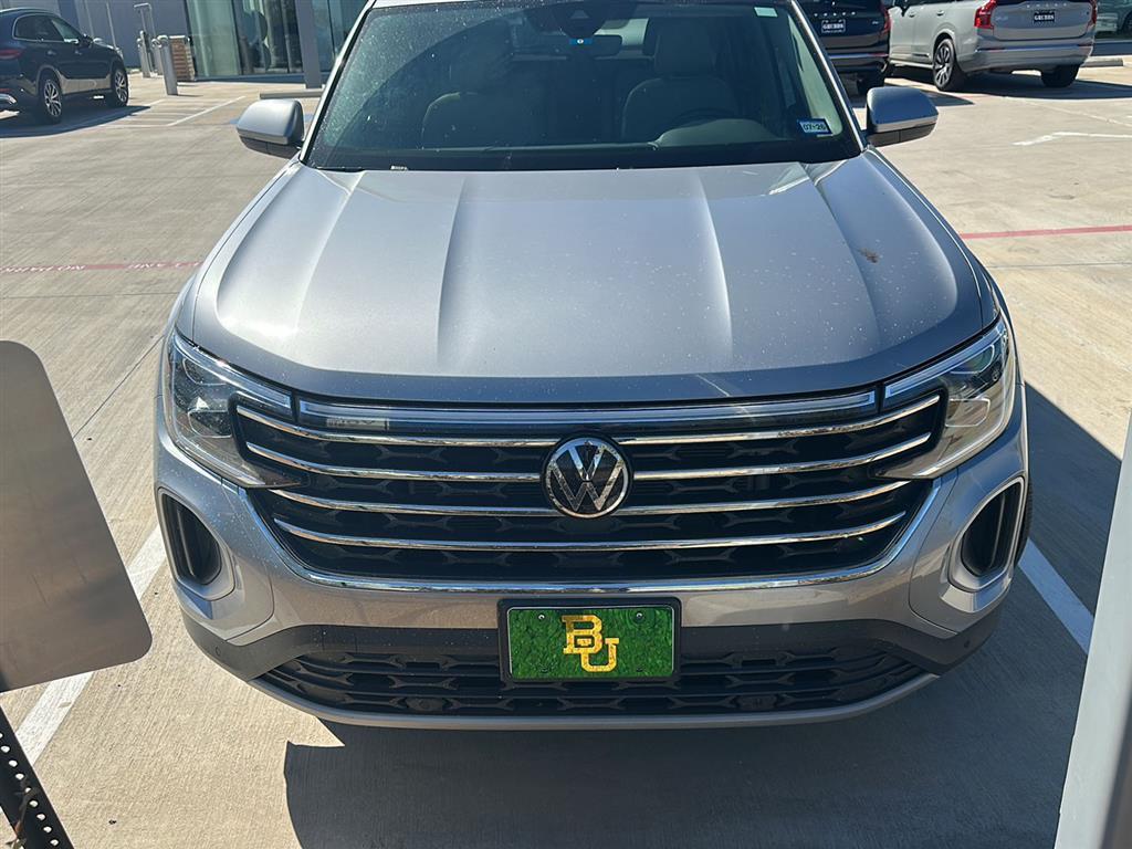 used 2024 Volkswagen Atlas car, priced at $30,898