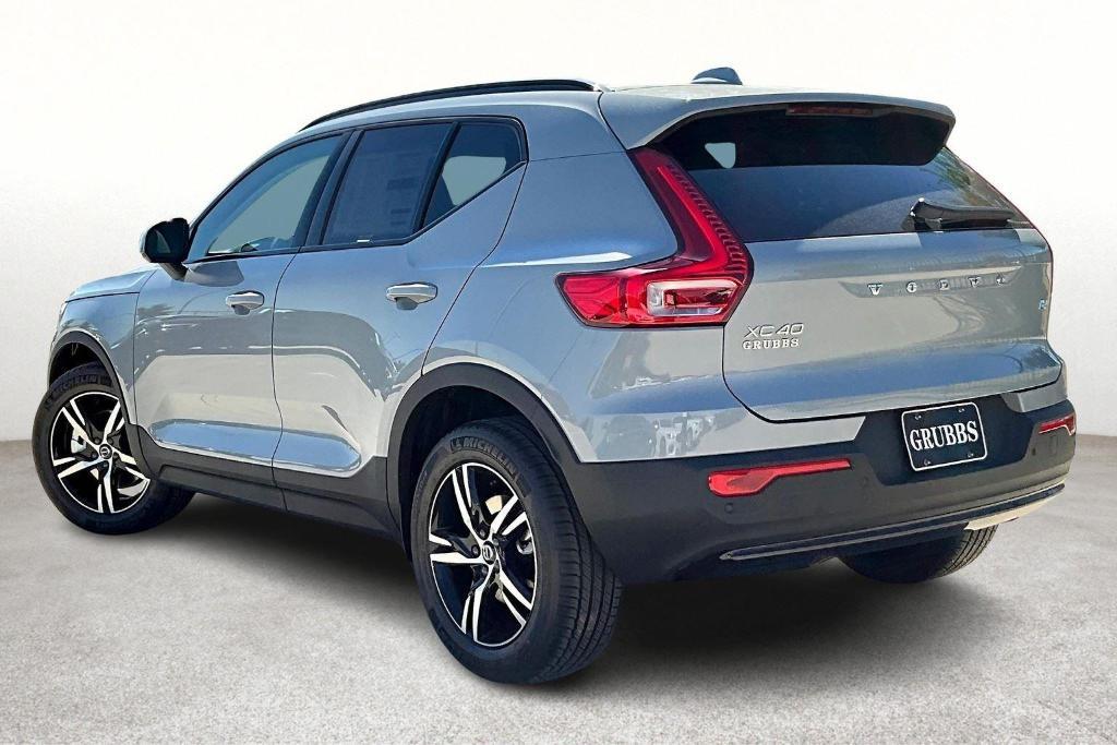 new 2026 Volvo XC40 car, priced at $40,345