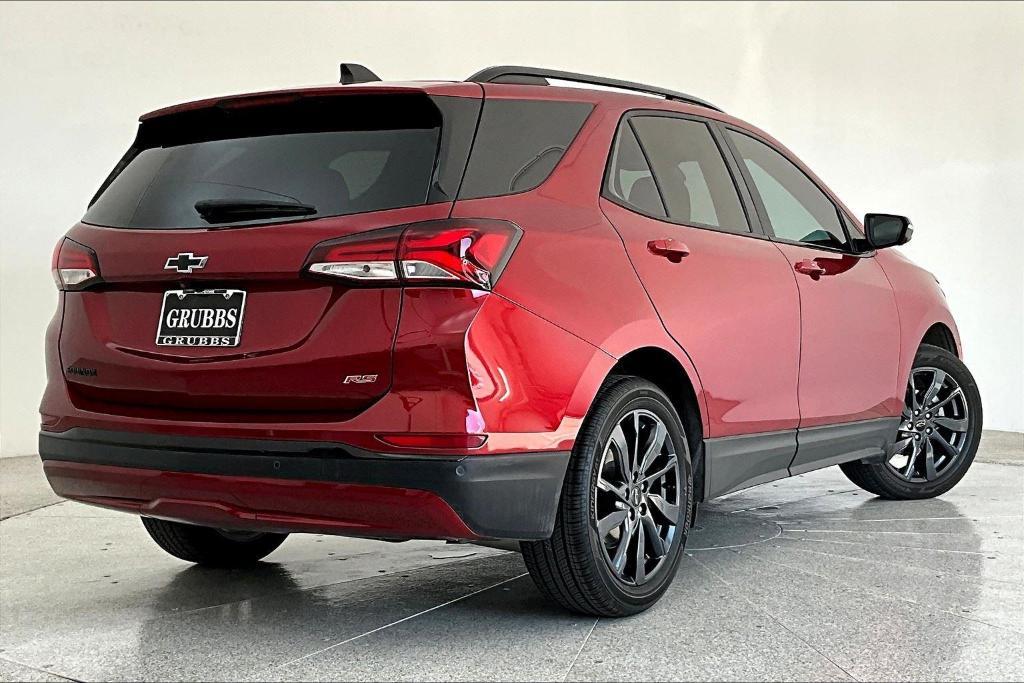 used 2024 Chevrolet Equinox car, priced at $25,900