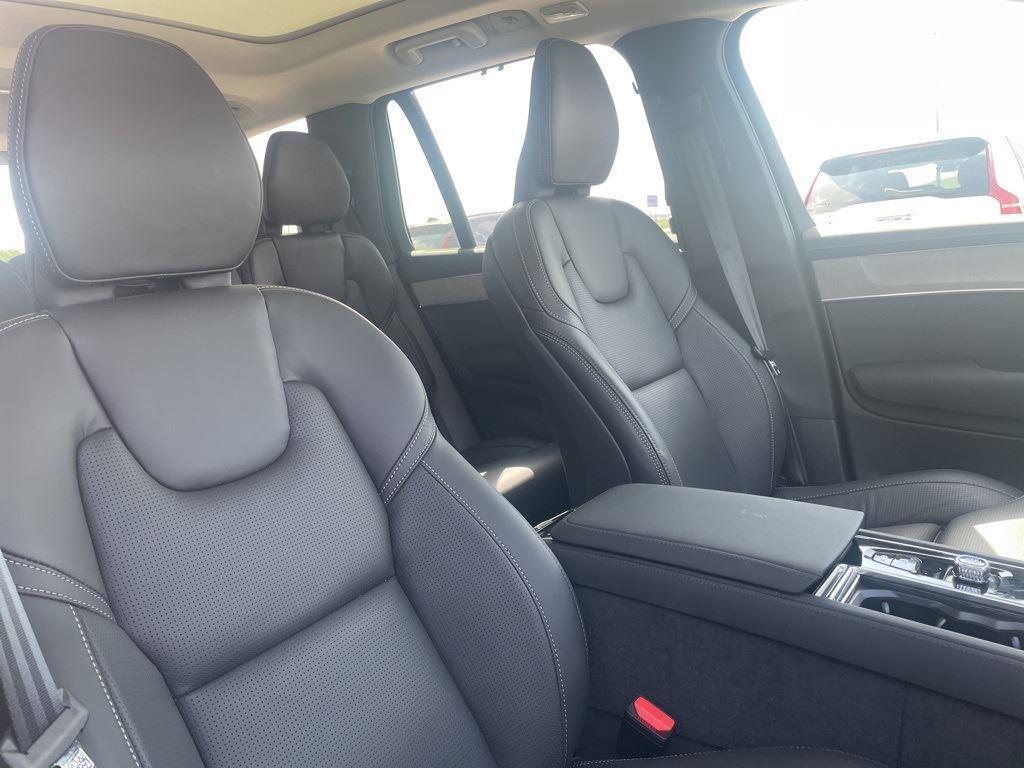 new 2025 Volvo XC90 Plug-In Hybrid car, priced at $82,405