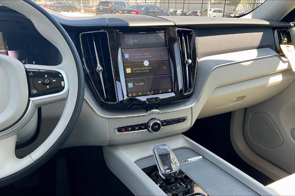 new 2025 Volvo XC60 car, priced at $60,865