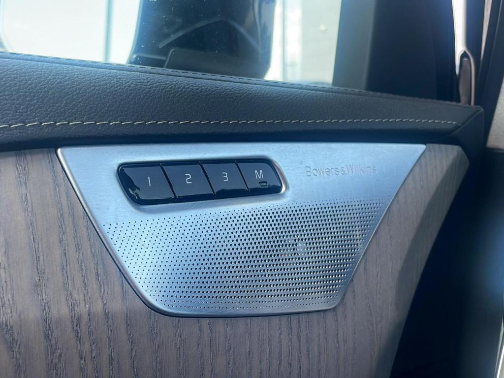 used 2021 Volvo XC90 car, priced at $32,000