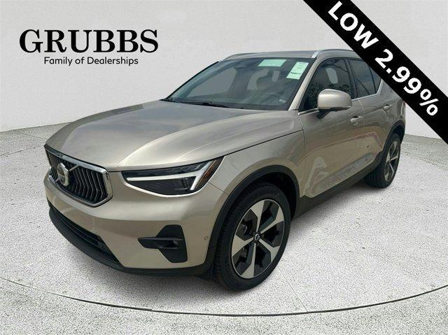 new 2024 Volvo XC40 car, priced at $43,500