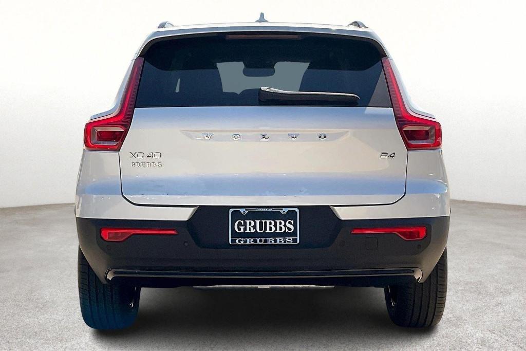 new 2026 Volvo XC40 car, priced at $40,345