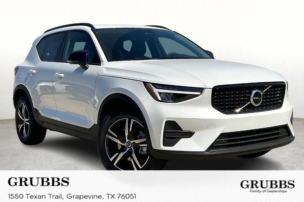 new 2026 Volvo XC40 car
