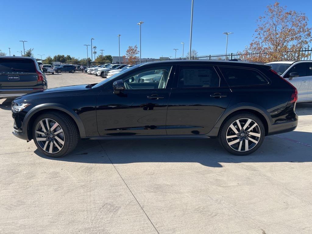 new 2025 Volvo V90 Cross Country car, priced at $59,800