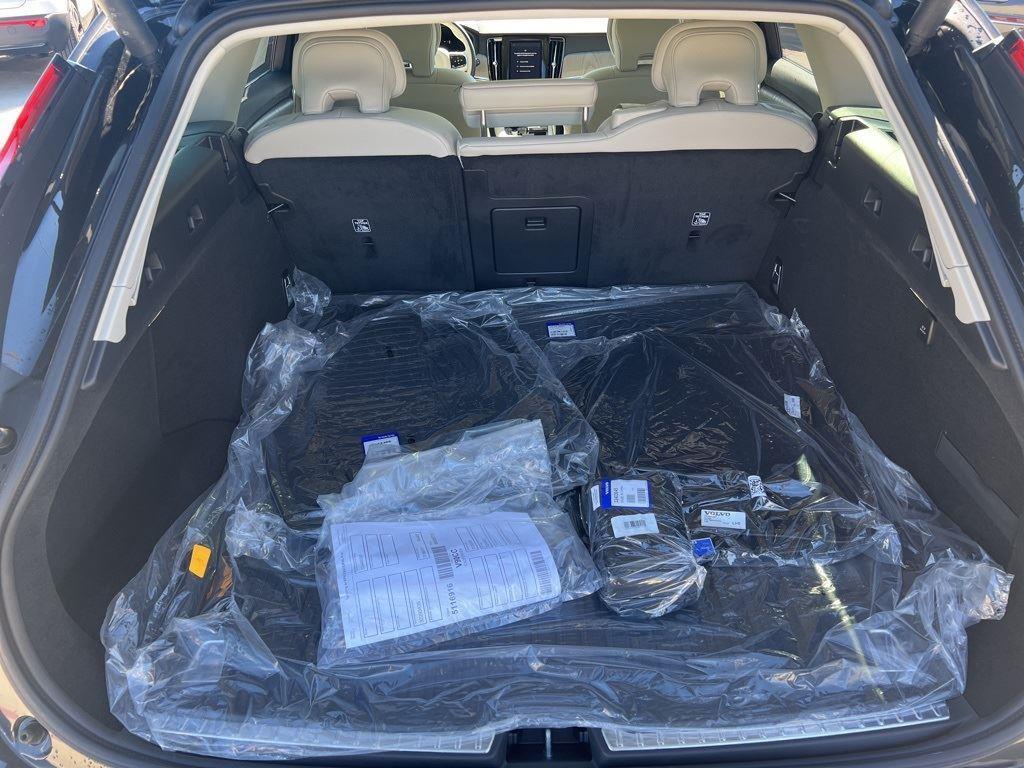 new 2025 Volvo V90 Cross Country car, priced at $59,800