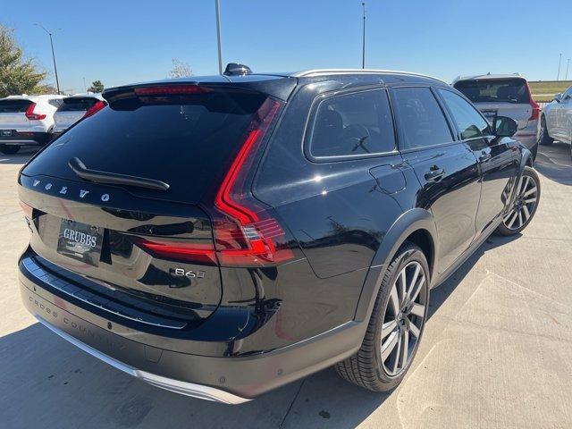 new 2025 Volvo V90 Cross Country car, priced at $63,335