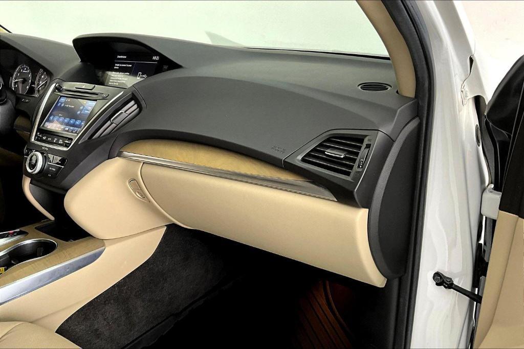 used 2020 Acura MDX car, priced at $31,900