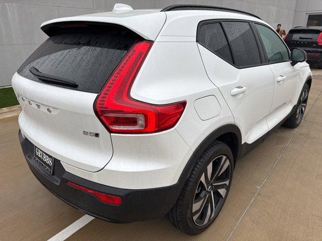 new 2025 Volvo XC40 car, priced at $46,500