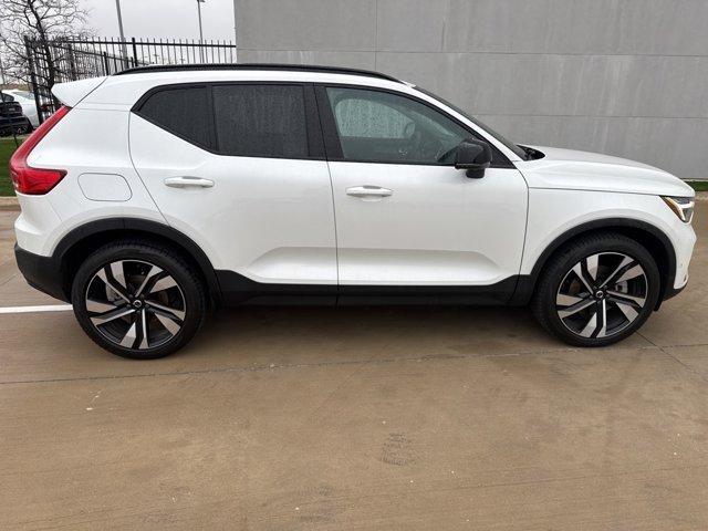 new 2025 Volvo XC40 car, priced at $46,500