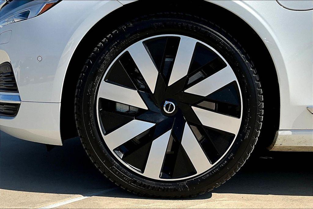used 2024 Volvo S90 Recharge Plug-In Hybrid car, priced at $52,000